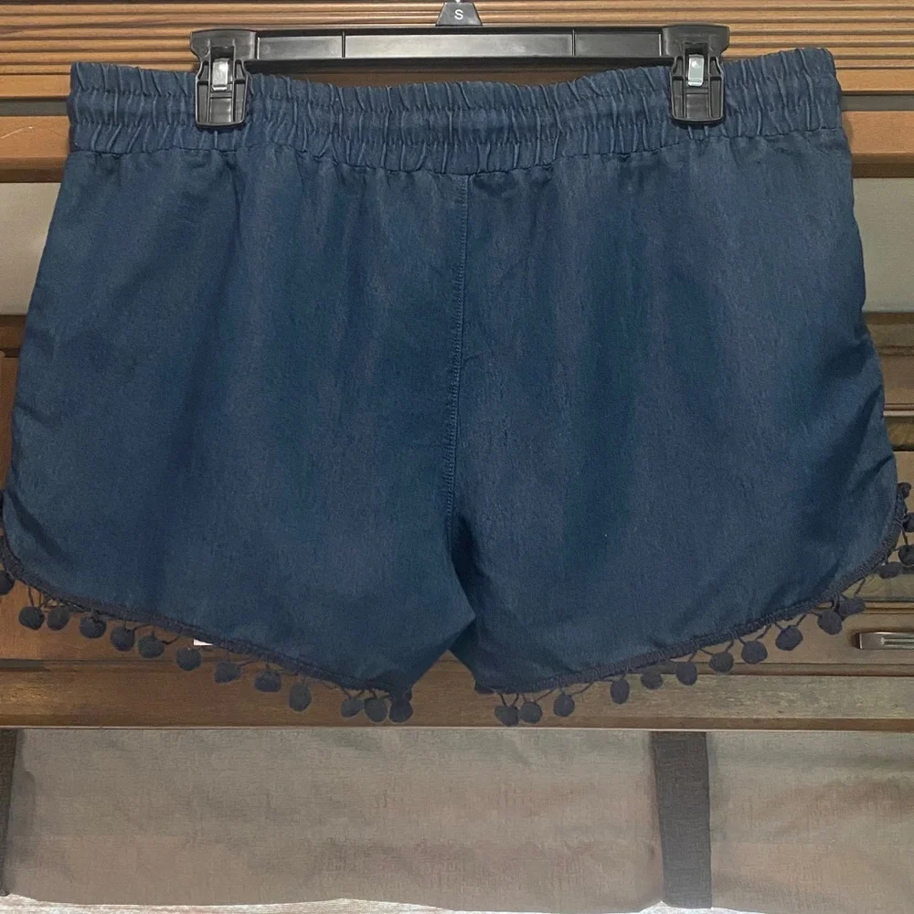 3/$25*Rampage Black High Waist Pom-Pom Shorts - Picture 4 of 6
